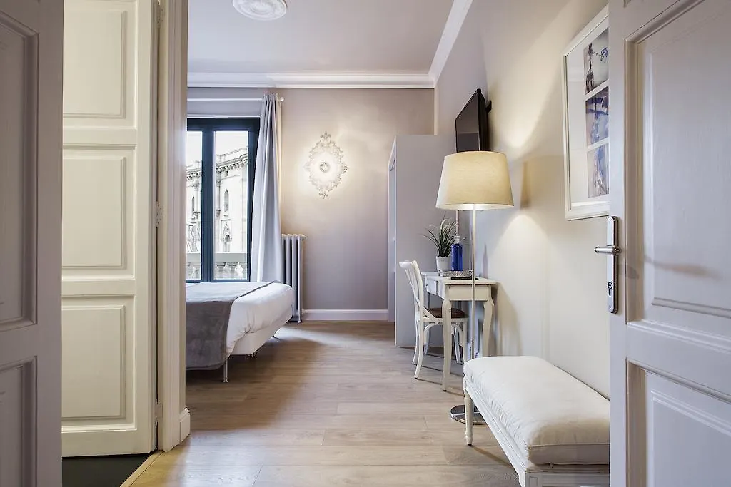 Bachome Gallery B&B-1
